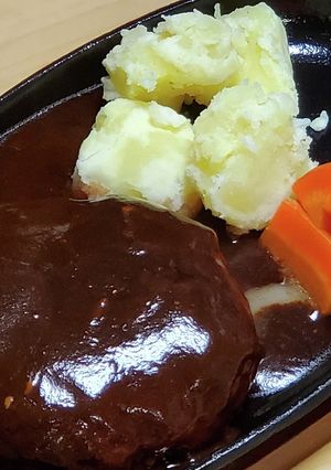 煮込みハンバーグ(デミグラスソース)-レシピのメイン写真