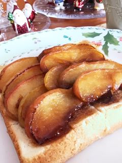 クリスマスモーニング♡焼き林檎トースト-レシピのメイン写真