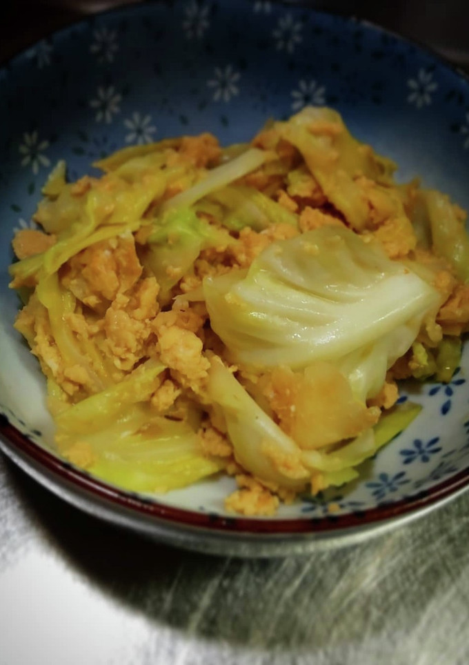 キャベツの甘辛炒めで卵とじ@≧↺≦@)❩-レシピのメイン写真
