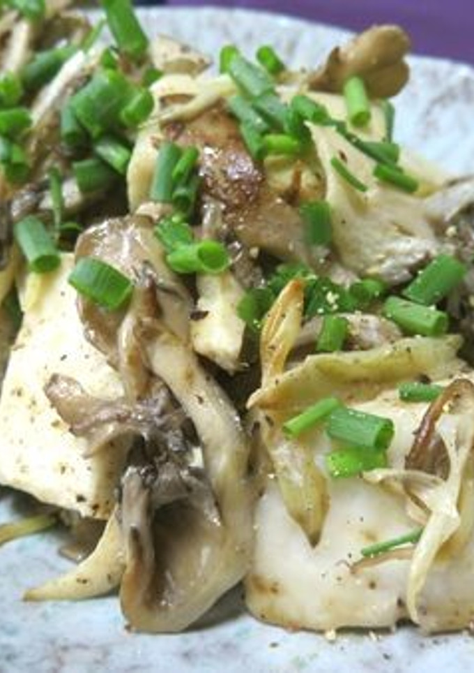 W使い♪　舞茸とはんぺんのごま油マヨ炒め-レシピのメイン写真