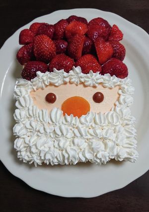 手軽に簡単、クリスマス・サンタケーキ-レシピのメイン写真