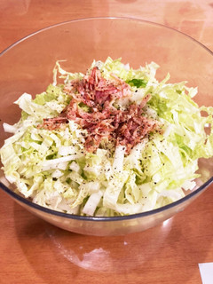 白菜をモリモリ食べるサラダ-レシピのメイン写真