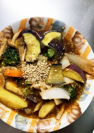 根菜茄子肉なしトンテキ味温野菜サラダ-レシピのメイン写真