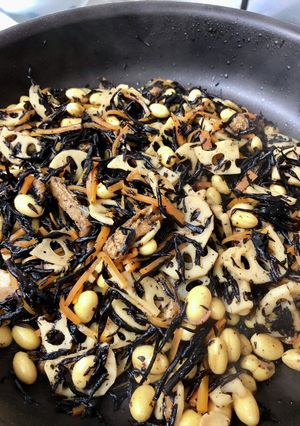 レンコンと大豆入りのひじきの煮物-レシピのメイン写真