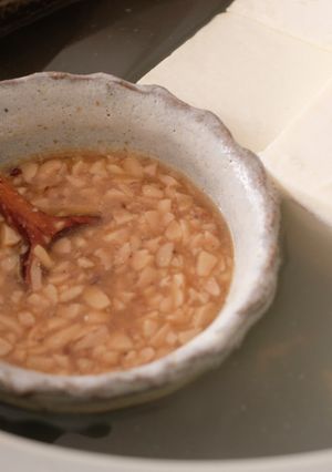 湯豆腐に！ごま油香るひきわり納豆味噌ダレ-レシピのメイン写真