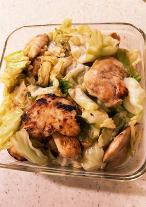 キャベツと鶏むねのシンプル炒め-レシピのメイン写真