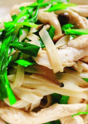 パッタイ風鶏ニラビーフン炒め〜赤酒〜-レシピのメイン写真