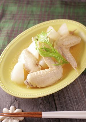 手羽先と大根のコンソメ煮✽隠し味は〇〇-レシピのメイン写真