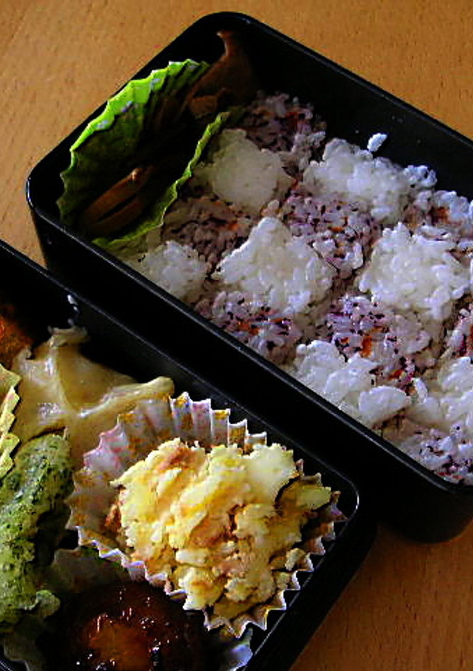 彼のお弁当☆ゆかりをおしゃれに-レシピのメイン写真