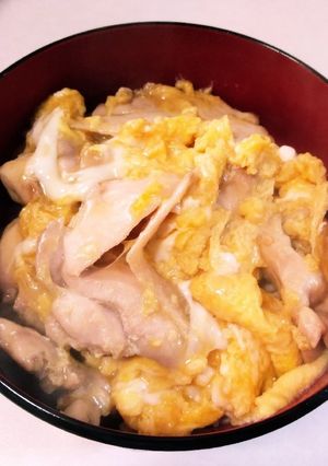 おや!?親子丼(ӦvӦ。)-レシピのメイン写真