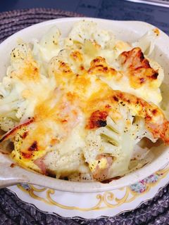 カリフラワーとベーコンのチーズ焼き♪-レシピのメイン写真