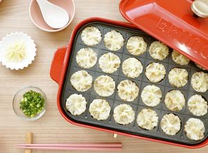 お家で♪肉汁じゅわ～たこ焼き器de小籠包-レシピのメイン写真