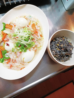 野菜炒めのあんかけとひじきサラダ-レシピのメイン写真