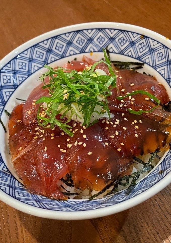 マグロの漬け丼【うなぎだれ使用】-レシピのメイン写真