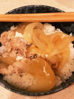 玉ねぎ 甘味感じる 豚丼-レシピのメイン写真