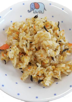 【保育園給食】ひじき入りチャーハン-レシピのメイン写真
