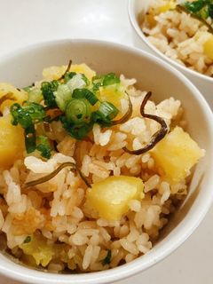 さつまいもと塩昆布の炊き込みご飯-レシピのメイン写真