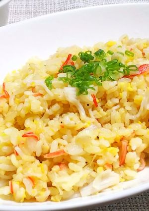 ぱぱっと簡単！カニカマ炒飯-レシピのメイン写真