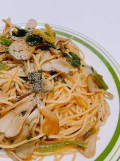 まいたけとほうれんそうのバター醤油パスタ-レシピのメイン写真
