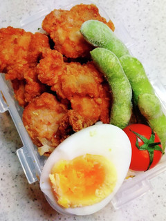 お弁当 鶏の唐揚げ 若芽とゴマとしらす-レシピのメイン写真