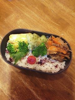 JK☆牛肉ゴボウの甘辛煮和風弁当♪-レシピのメイン写真