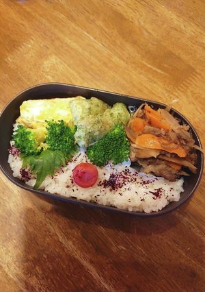 JK☆牛肉ゴボウの甘辛煮和風弁当♪-レシピのメイン写真