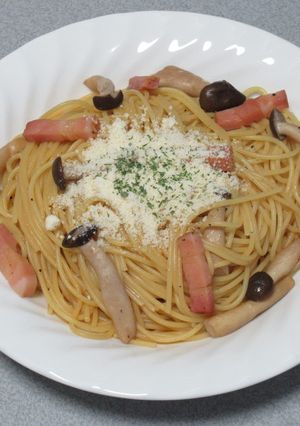 手軽で簡単♪ベーコンとシメジの和風パスタ-レシピのメイン写真