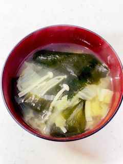 白菜 えのき わかめの味噌汁^^-レシピのメイン写真