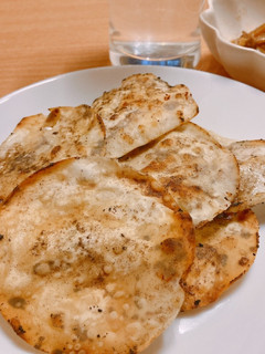 餃子の皮でパリパリおつまみ-レシピのメイン写真