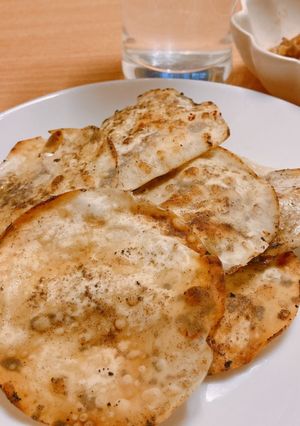 餃子の皮でパリパリおつまみ-レシピのメイン写真