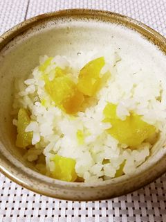 ほくほく甘い♫さつまいもの炊き込みご飯-レシピのメイン写真