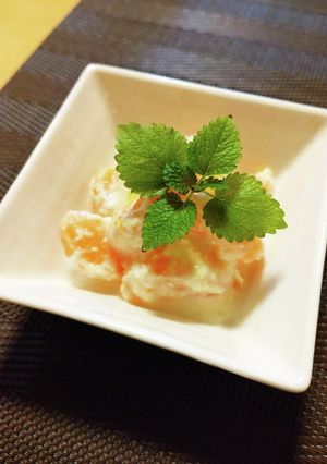 みかんとパルメザンチーズのヨーグルト和え-レシピのメイン写真