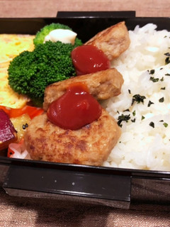 ハンバーグとツナ卵弁当 1210-レシピのメイン写真