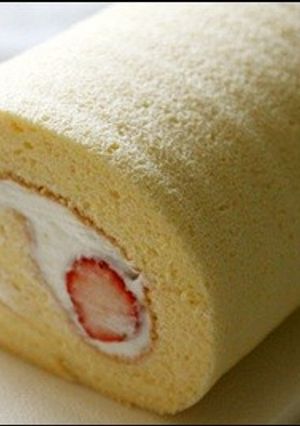 ふわふわ幸せな簡単ミルキーロールケーキ　-レシピのメイン写真
