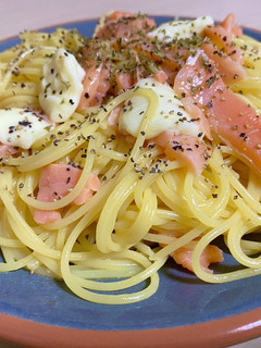 スモークサーモンとモッツァレラのパスタ-レシピのメイン写真