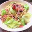 キャベツとベーコンしめじのペペロンチーノ