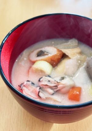 牡蠣とゴボ天の粕汁-レシピのメイン写真