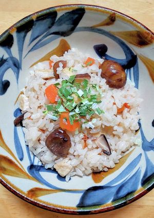 コンビニ調達のおつまみ甘栗で炊き込みご飯-レシピのメイン写真
