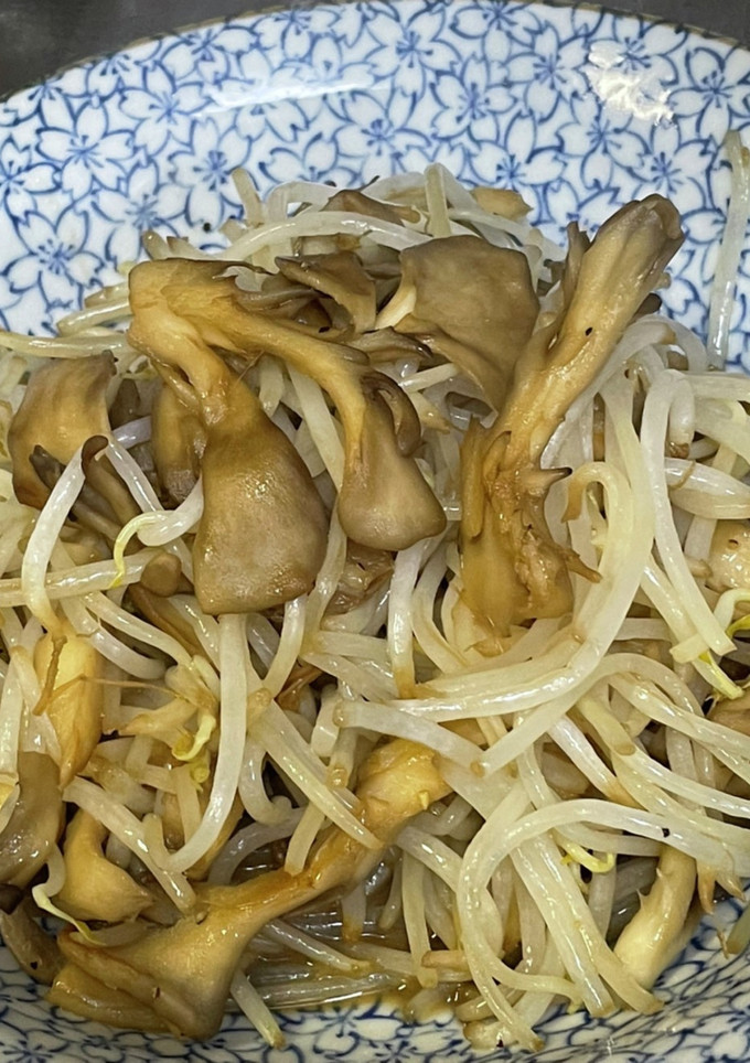 #簡単安価レンチンもやしと舞茸バター炒め-レシピのメイン写真