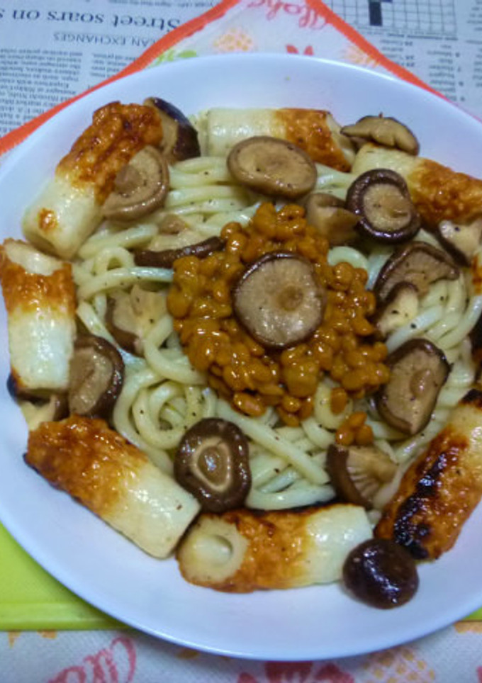 寅ちくわと冷凍椎茸の焼きうどん～納豆載せ-レシピのメイン写真
