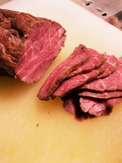 密封パックされた冷凍肉等の目的別解凍方法-レシピのメイン写真