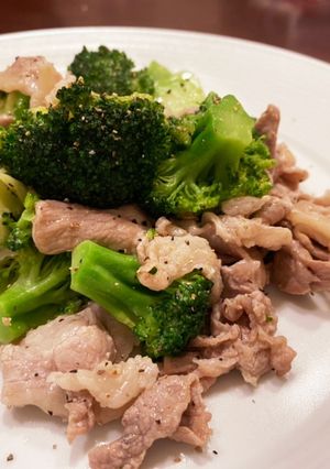ブロッコリーと豚肉の塩蒸炒め-レシピのメイン写真