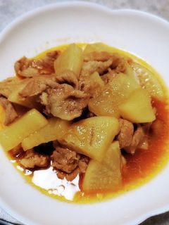 大根と豚肉のとんかつソース煮込み-レシピのメイン写真