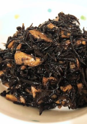 ひじきと椎茸の煮付け-レシピのメイン写真