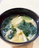 10分で出来る！ほうれん草の味噌汁