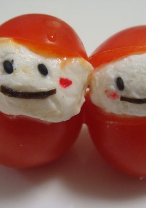キャラ弁☆プチトマトで簡単サンタさん！？-レシピのメイン写真