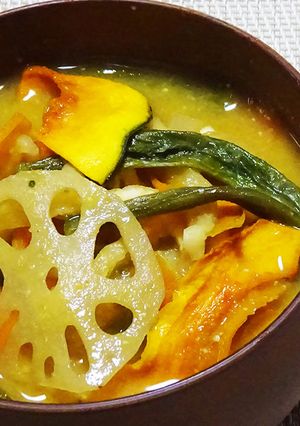 干し野菜と椎茸パウダーの具沢山お味噌汁-レシピのメイン写真