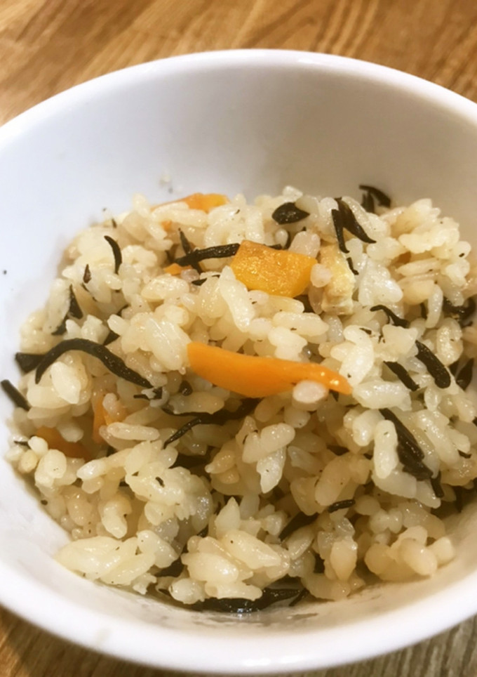 ひじきの炊き込みごはん-レシピのメイン写真
