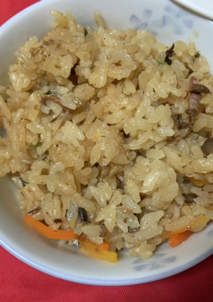 秋刀魚の蒲焼炊き込みご飯-レシピのメイン写真