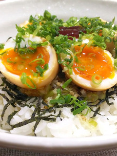 味玉のねぎ塩にんにく丼-レシピのメイン写真
